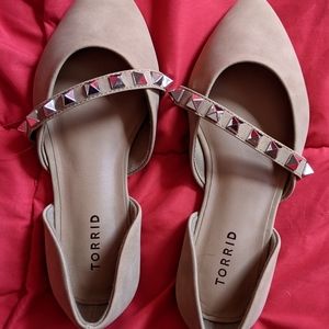 Torrid size 6.5WW Beige Flats